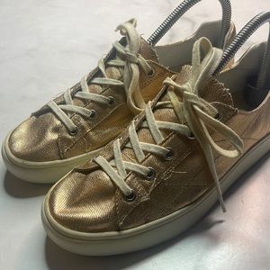 MMG By Mango Rose Gold Metallic Sneakers